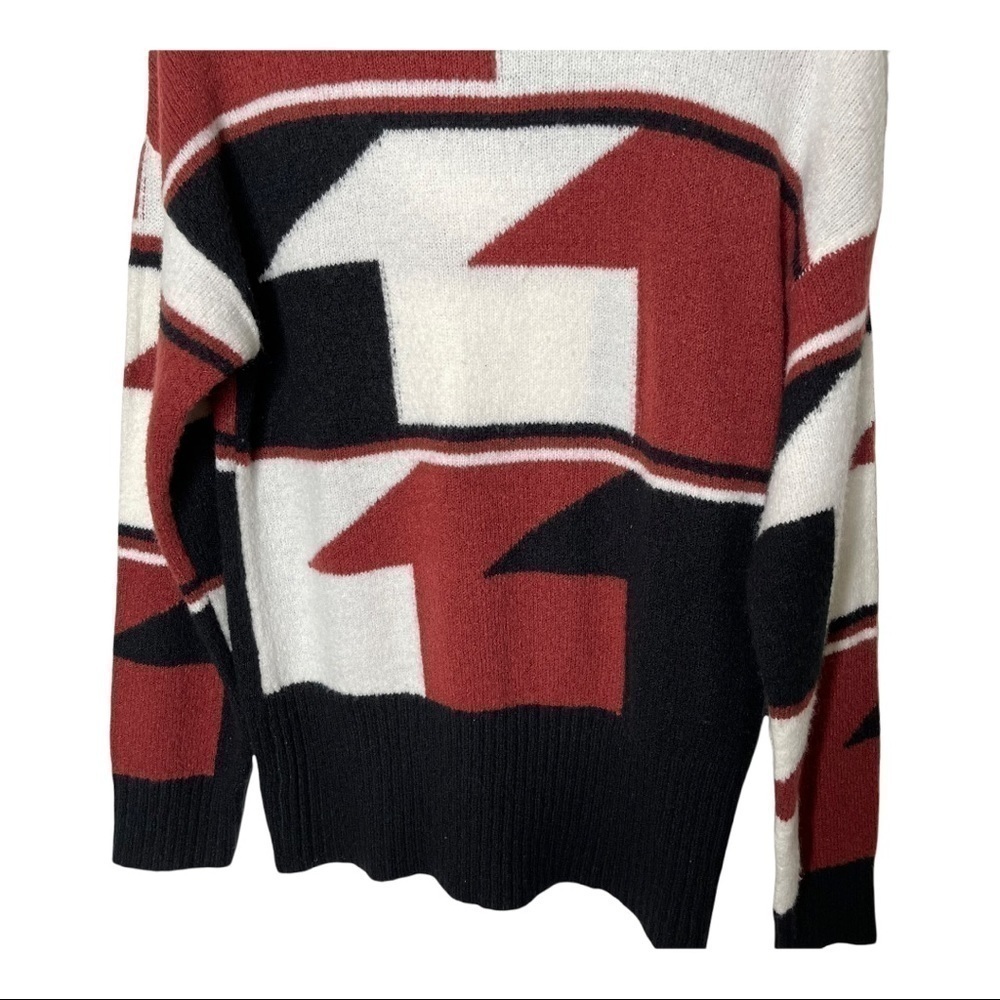 Olivia Sky Soft and Warm Geometric Print Winter Sweater Size Medium - Picture 2 of 5